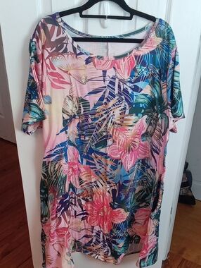 Short Sleeved Floral Dress With Pockets